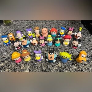 Disney Collection Disney Junior Mickey Minnie Mouse 24 finger Puppets Lot